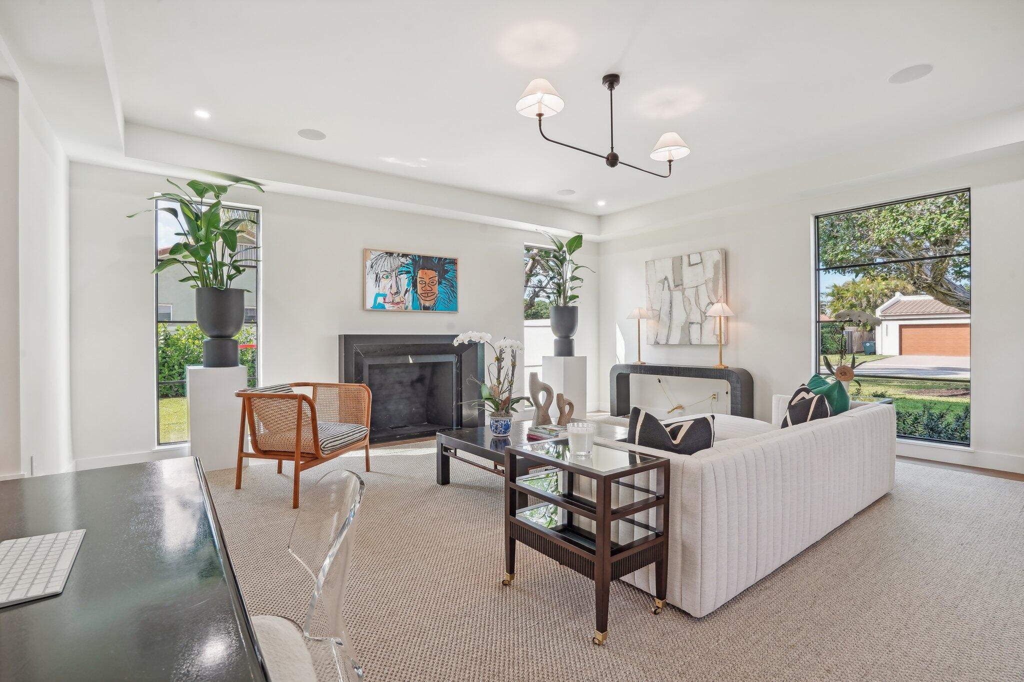 PALM BEACH FARMS CO 11 - Residential