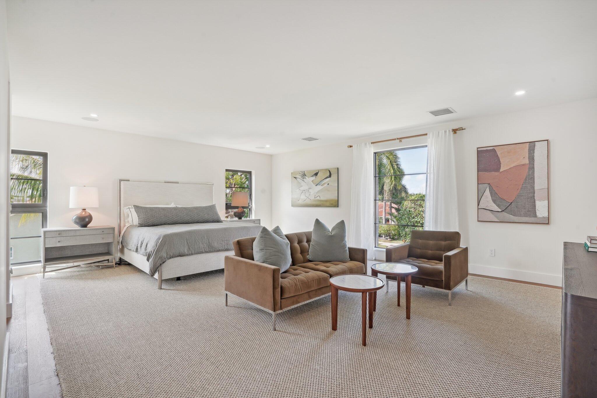 PALM BEACH FARMS CO 11 - Residential