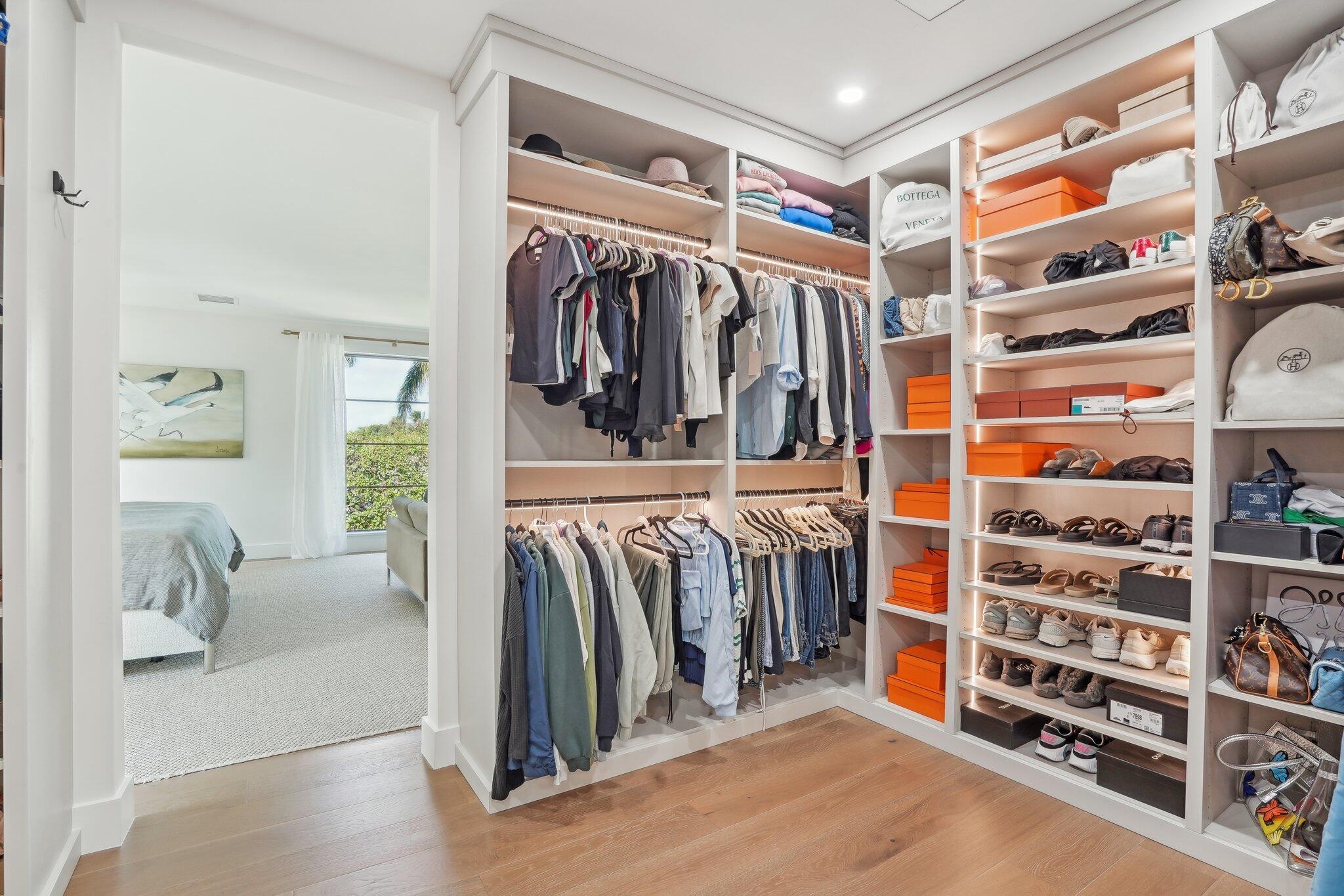 PALM BEACH FARMS CO 11 - Residential