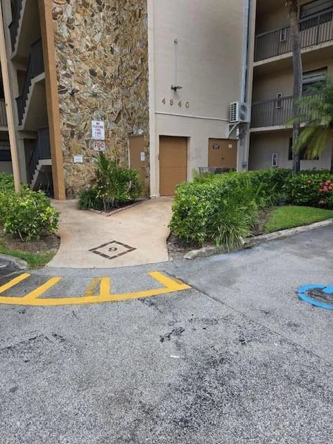 4940 E Sabal Palm Blvd Unit 302, Tamarac, FL 33319 - MLS#: F10485536