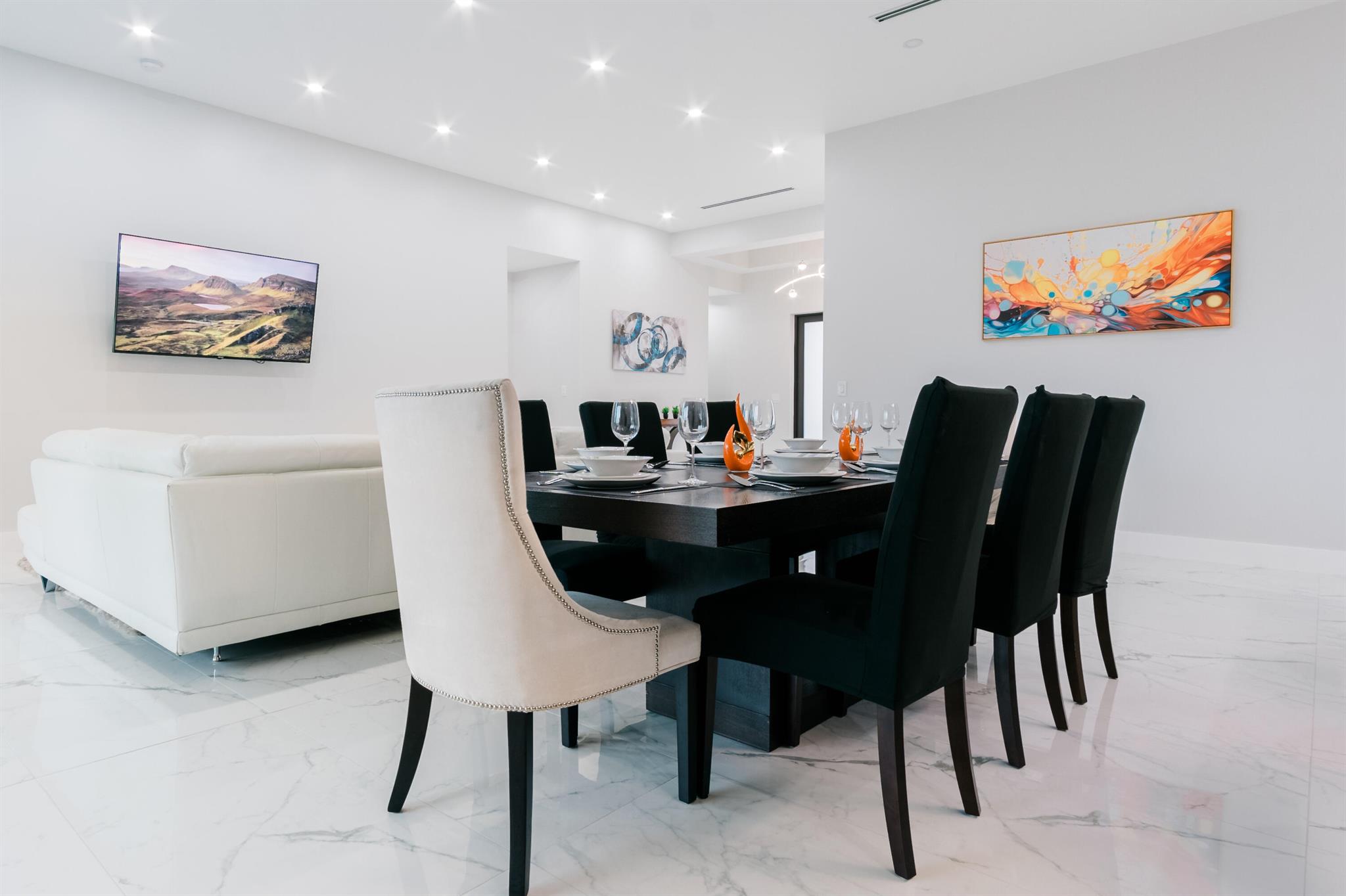 LINCOLN PARK REPLAT - Residential Lease