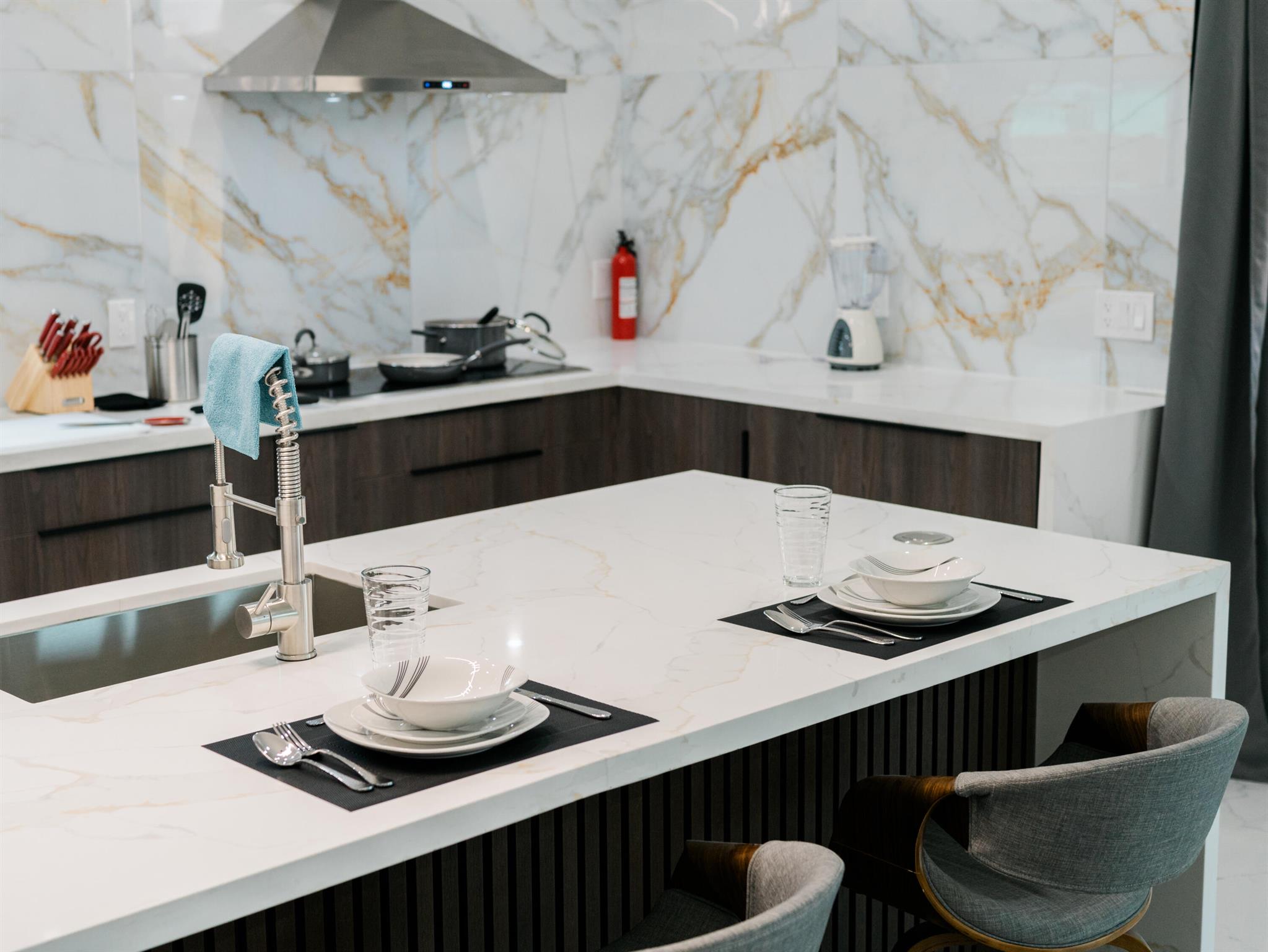 LINCOLN PARK REPLAT - Residential Lease