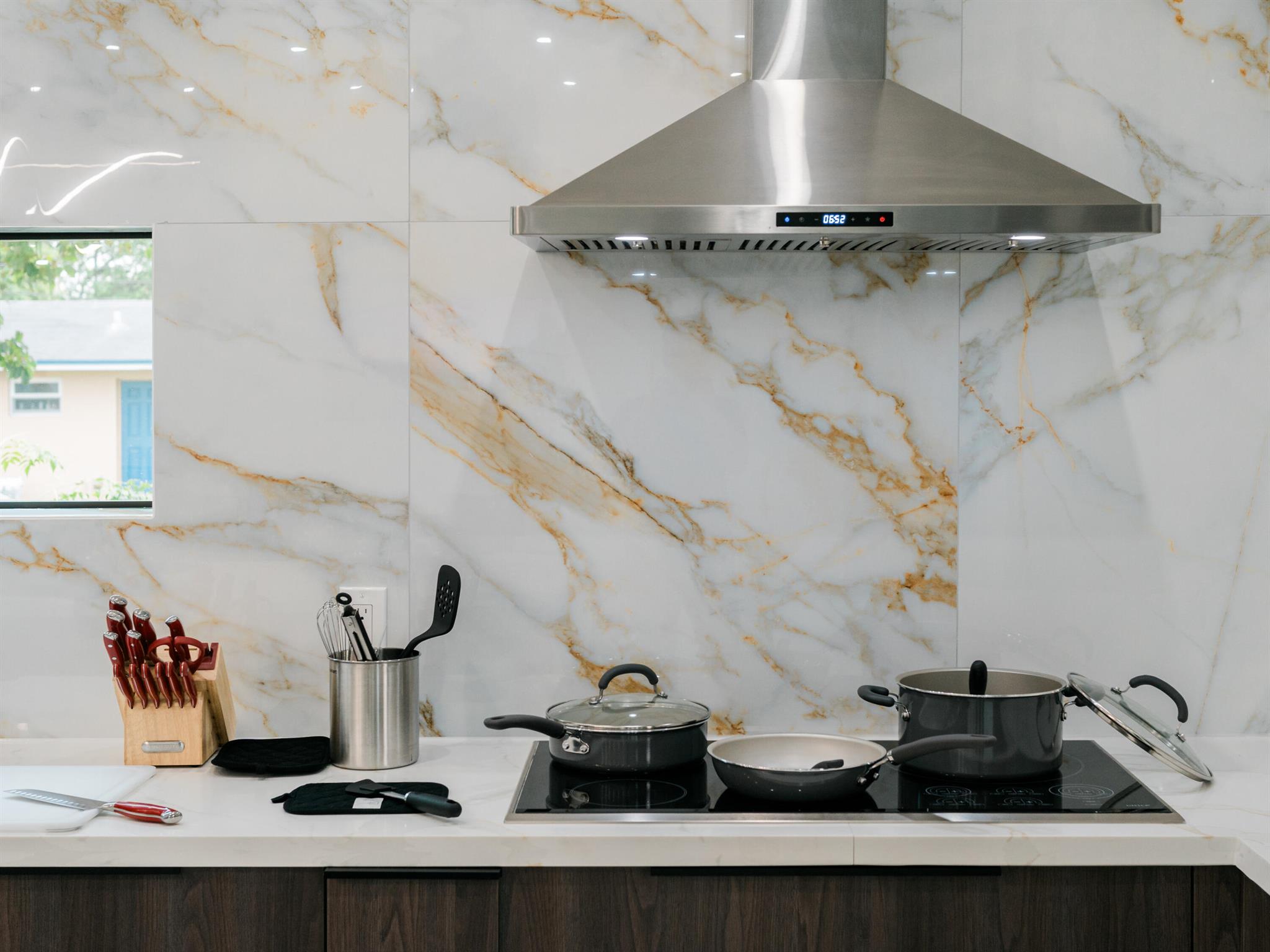 LINCOLN PARK REPLAT - Residential Lease