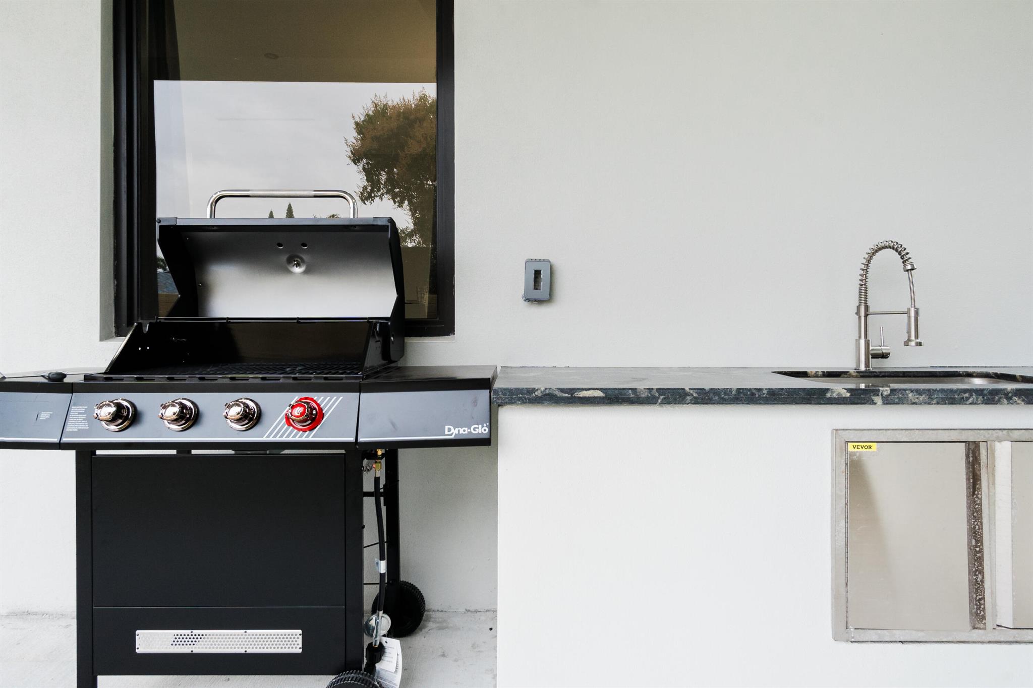 LINCOLN PARK REPLAT - Residential Lease