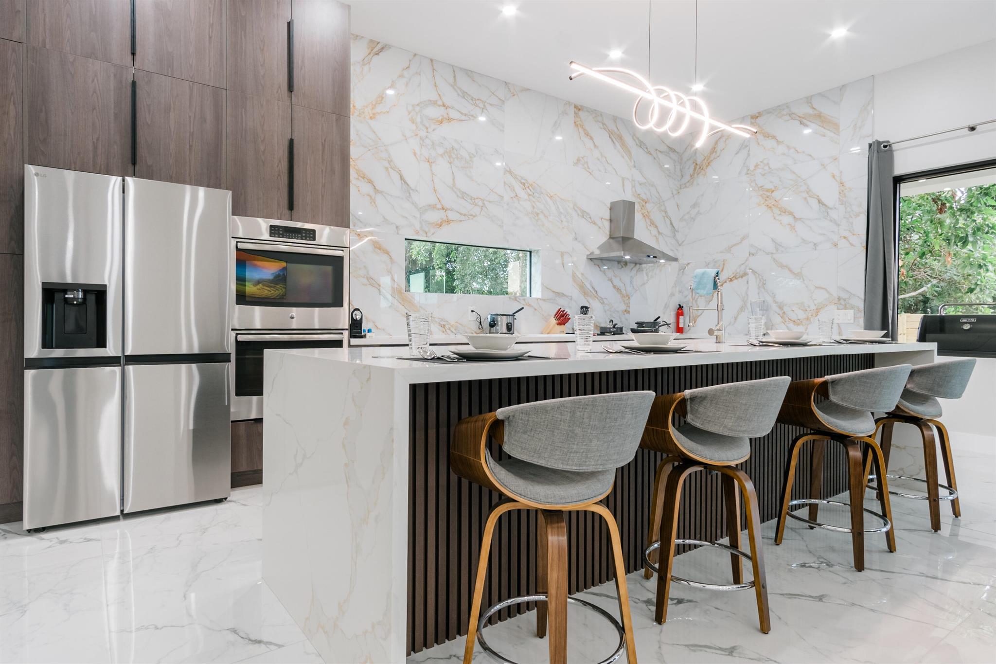 LINCOLN PARK REPLAT - Residential Lease