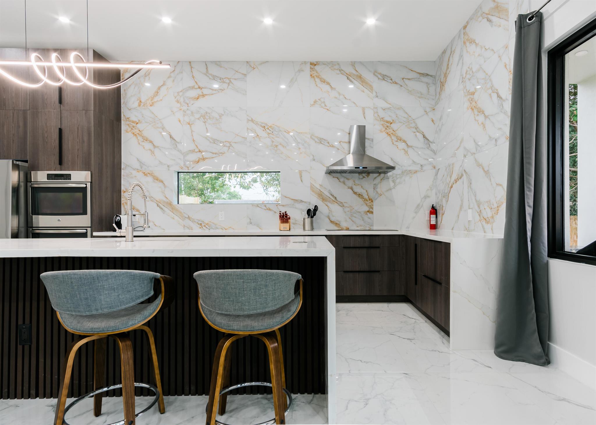 LINCOLN PARK REPLAT - Residential Lease