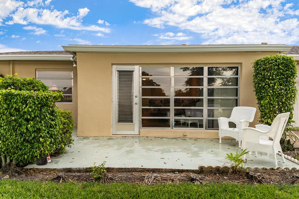 BOCA LAKES CONDO - Residential