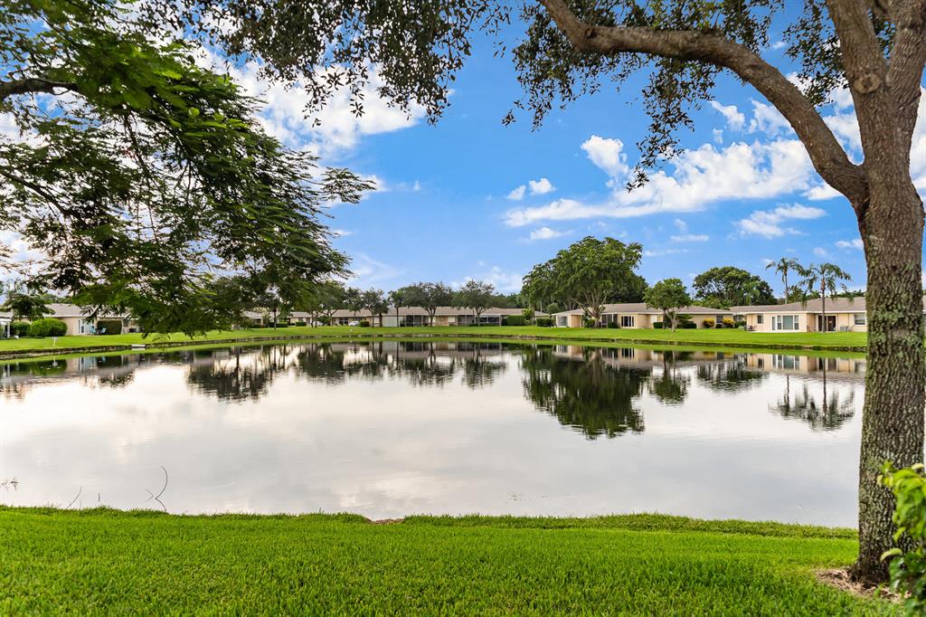 BOCA LAKES CONDO - Residential
