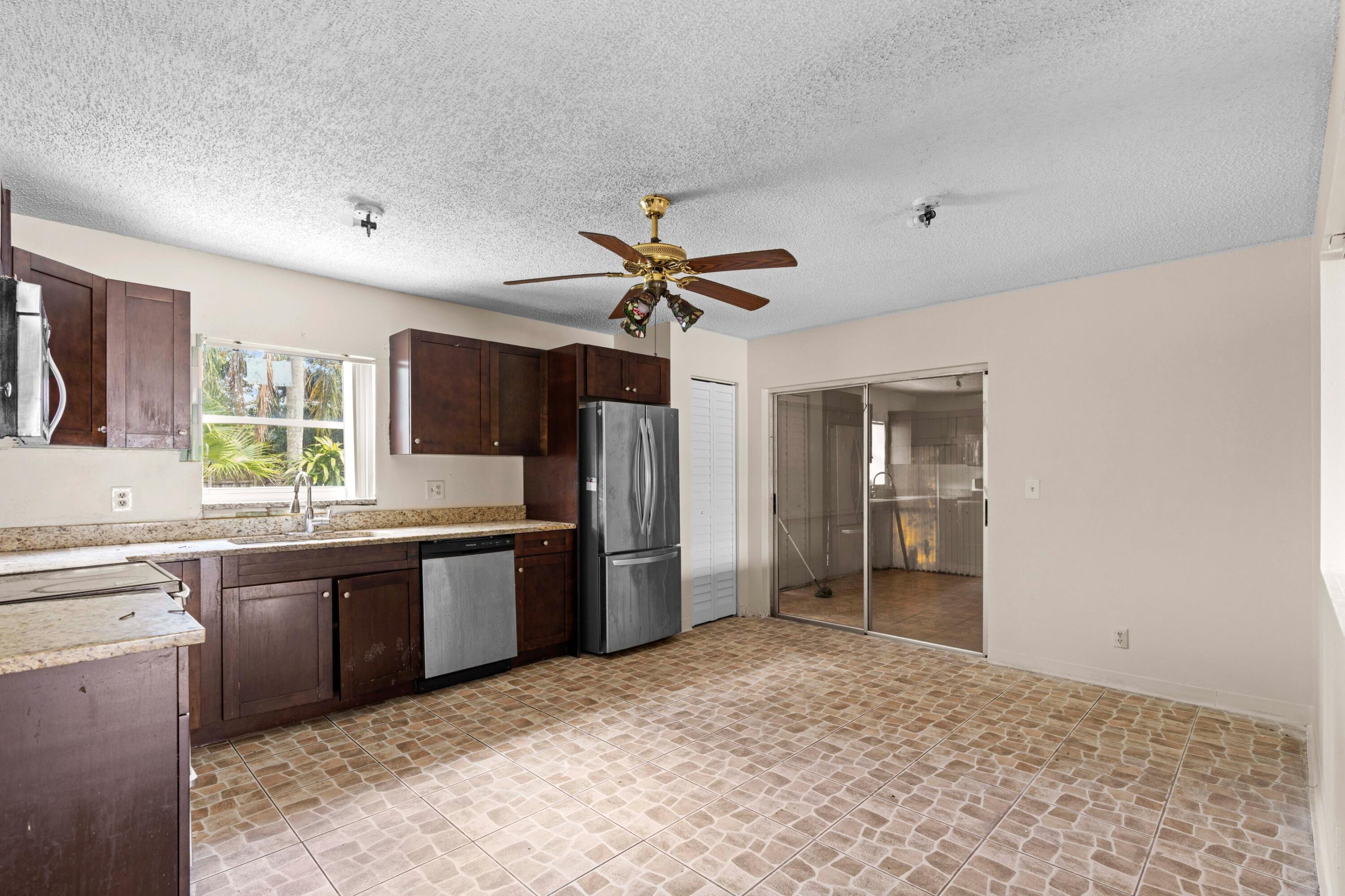 HOMES OF LEES CROSSING 9 - Residential Lease