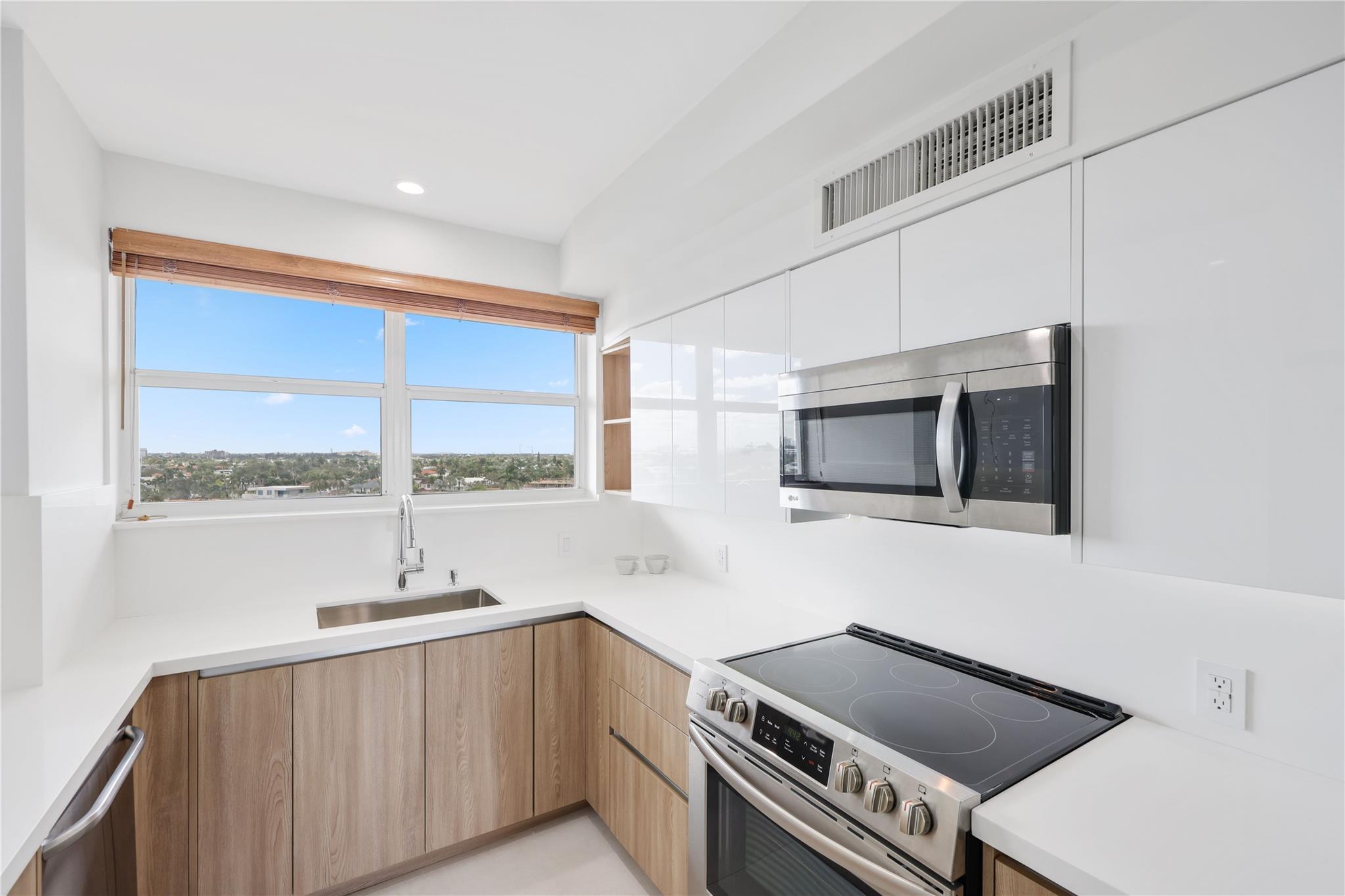 333 Sunset Dr 705