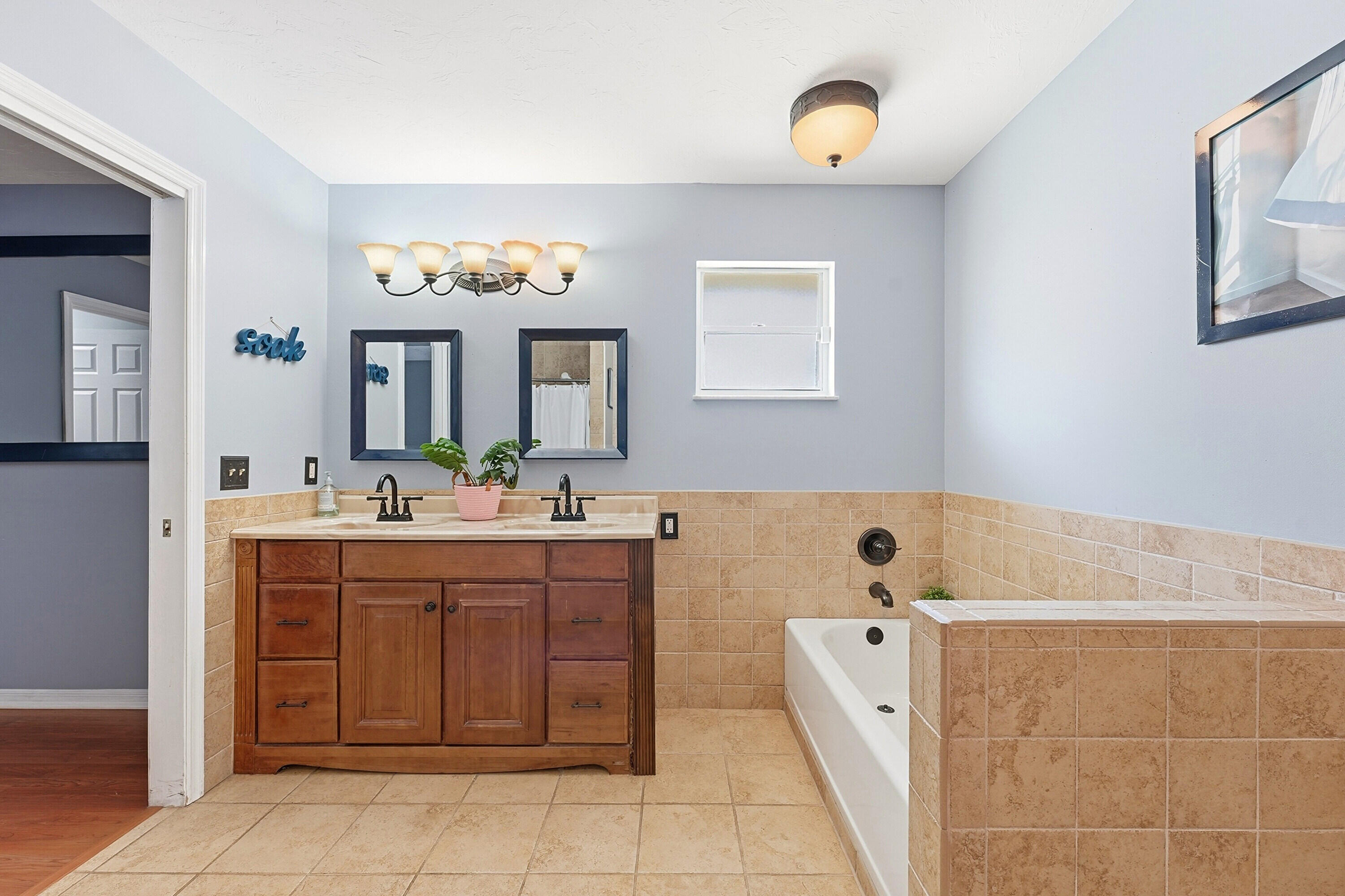 TIERRA LINDA ESTATES - Residential