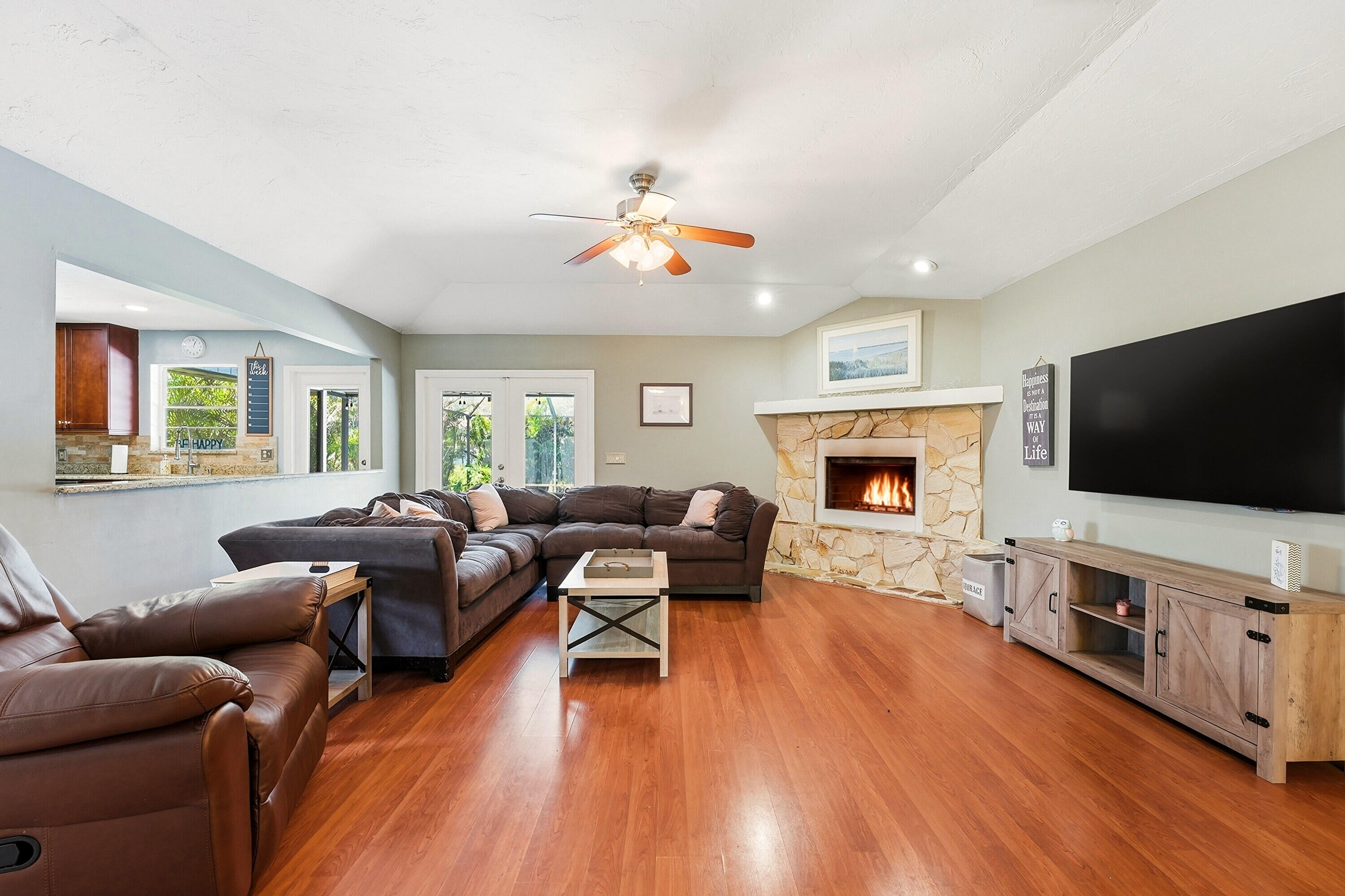 TIERRA LINDA ESTATES - Residential