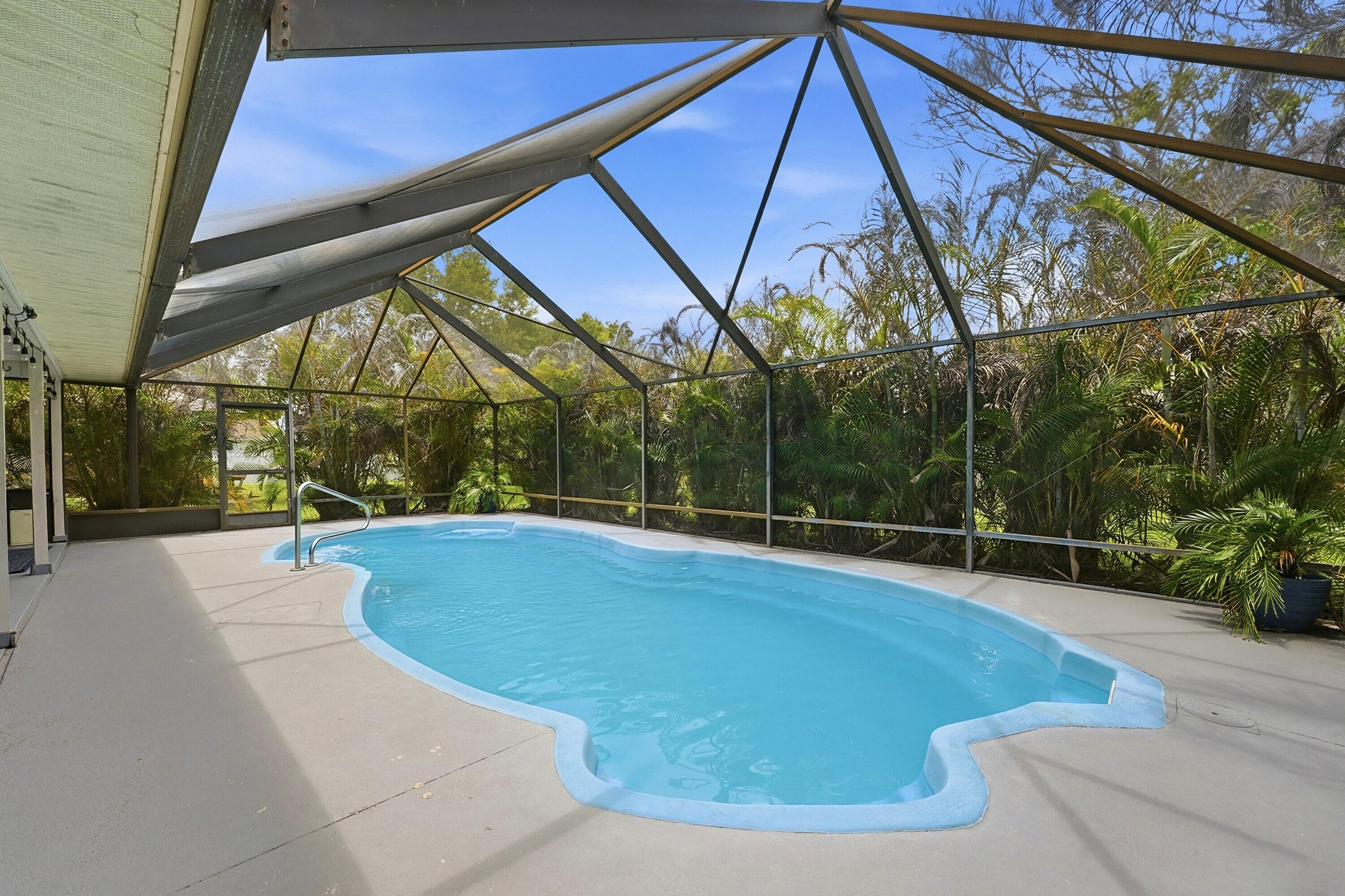 TIERRA LINDA ESTATES - Residential