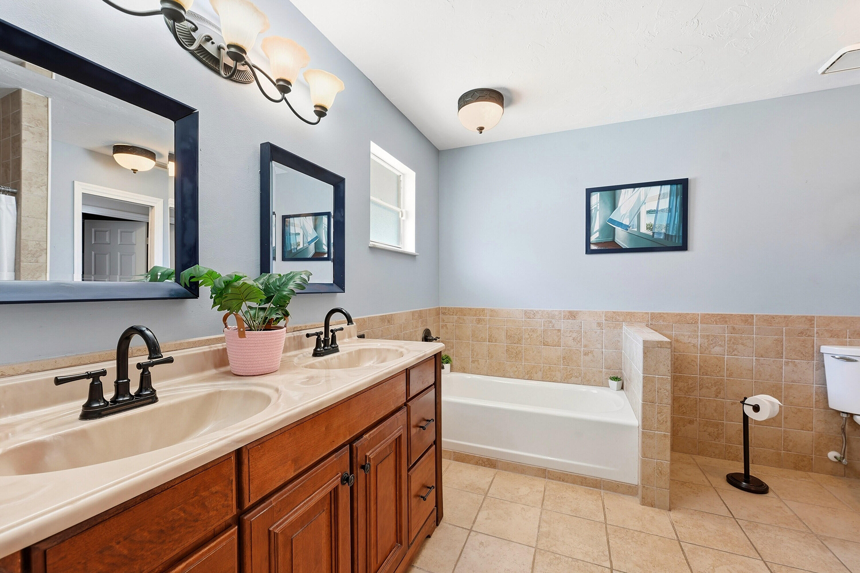 TIERRA LINDA ESTATES - Residential