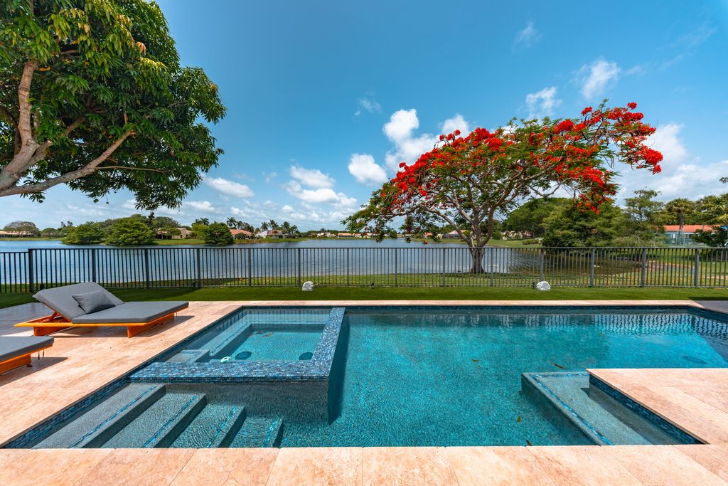 Photo of 2407 SW 23rd Cranbrook Drive, Boynton Beach, FL 33436 (MLS # R11097831)