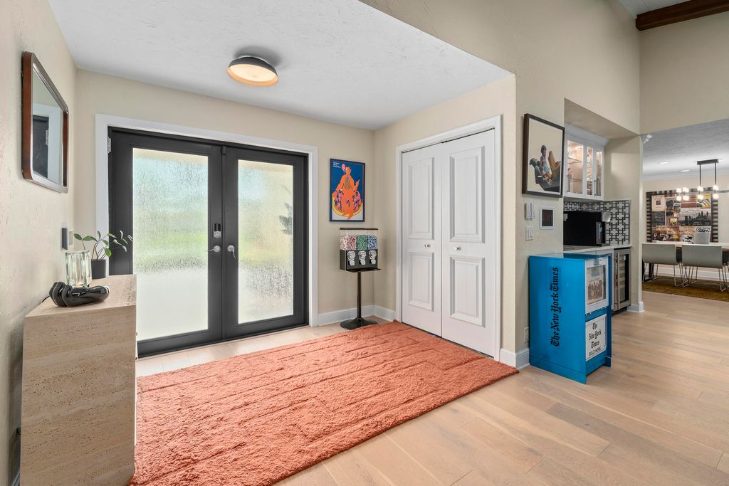 Photo of 2407 SW 23rd Cranbrook Drive, Boynton Beach, FL 33436 (MLS # R11097831)