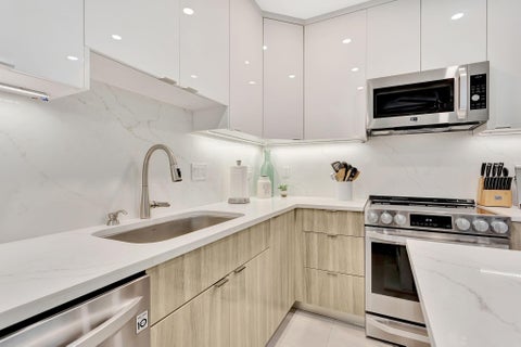 Tiny photo for 397 SUNDIAL Circle #397, Margate, FL 33068 (MLS # B26072438)