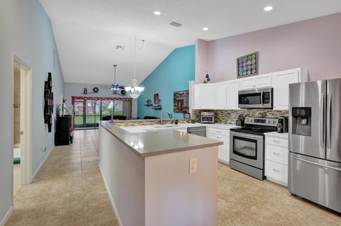 Featured picture for the property R10795526