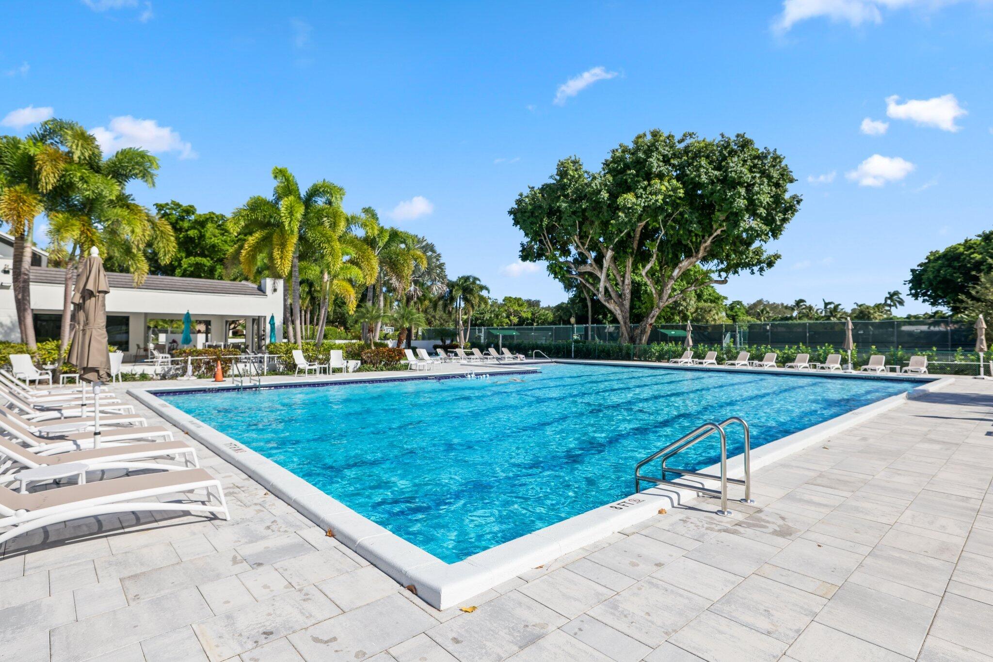 BOCA RATON BATH & TENNIS CLUB - Residential