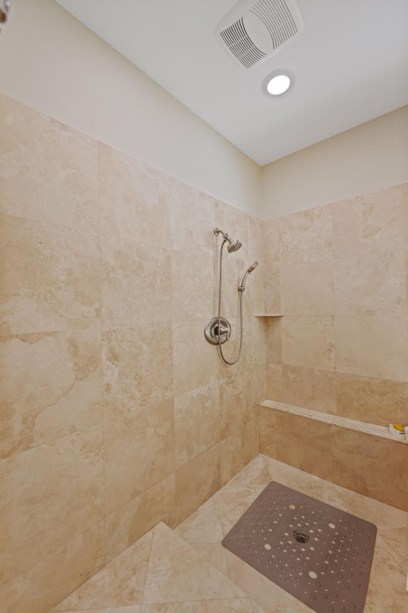 BOCA RATON BATH & TENNIS CLUB - Residential