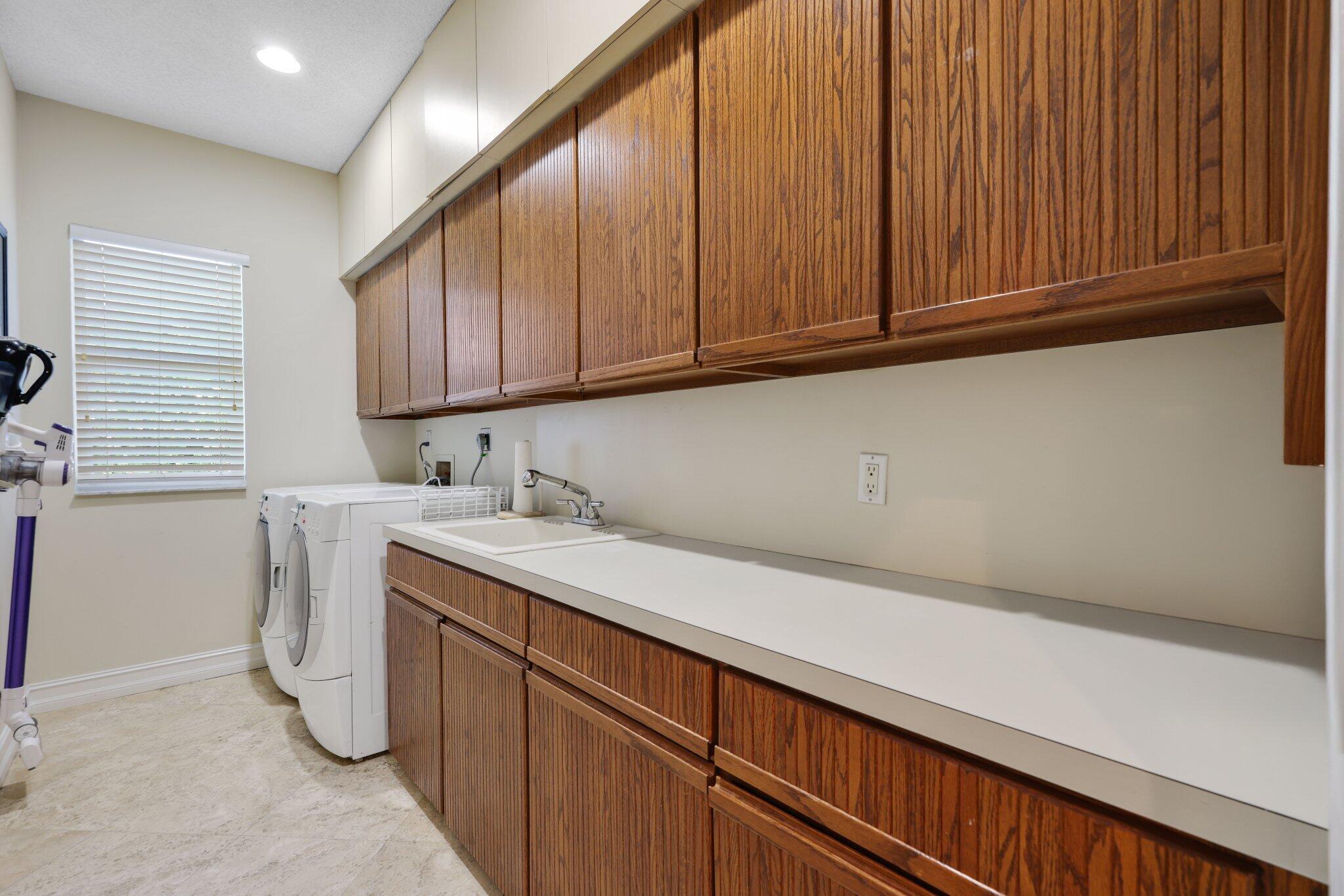 BOCA RATON BATH & TENNIS CLUB - Residential