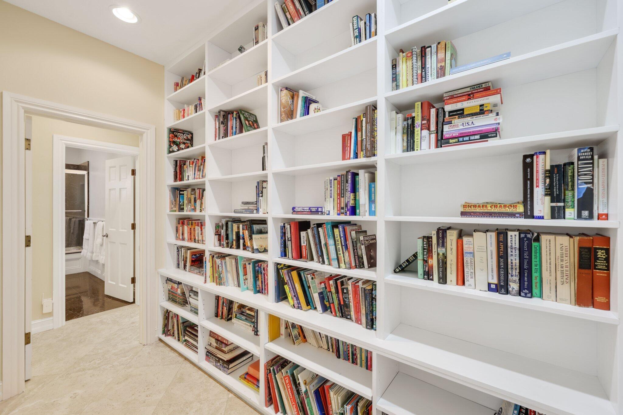 BOCA RATON BATH & TENNIS CLUB - Residential