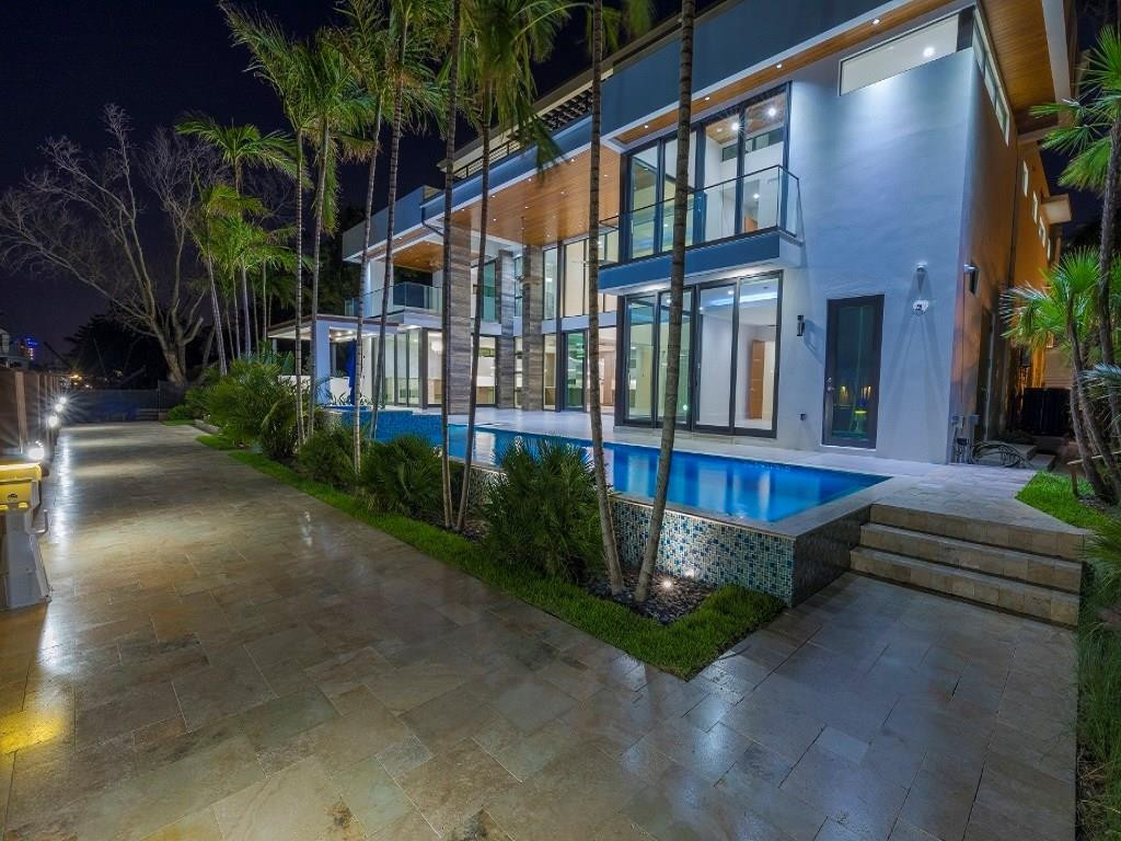 STILLWELL ISLES ISLES OF - Residential