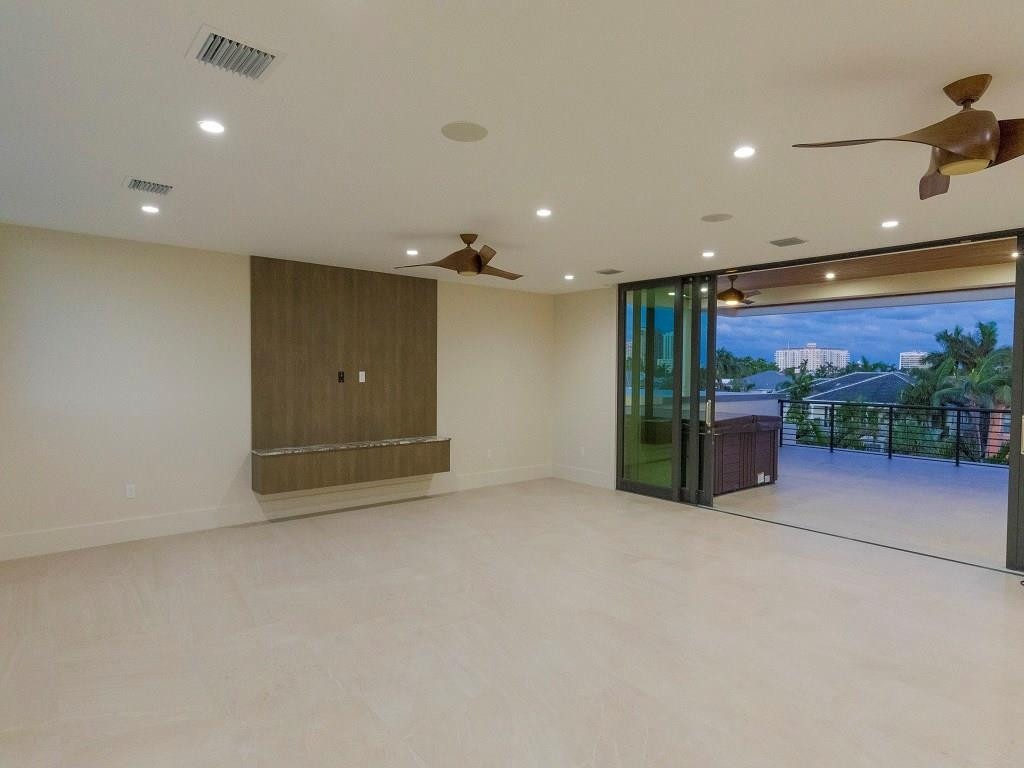 STILLWELL ISLES ISLES OF - Residential