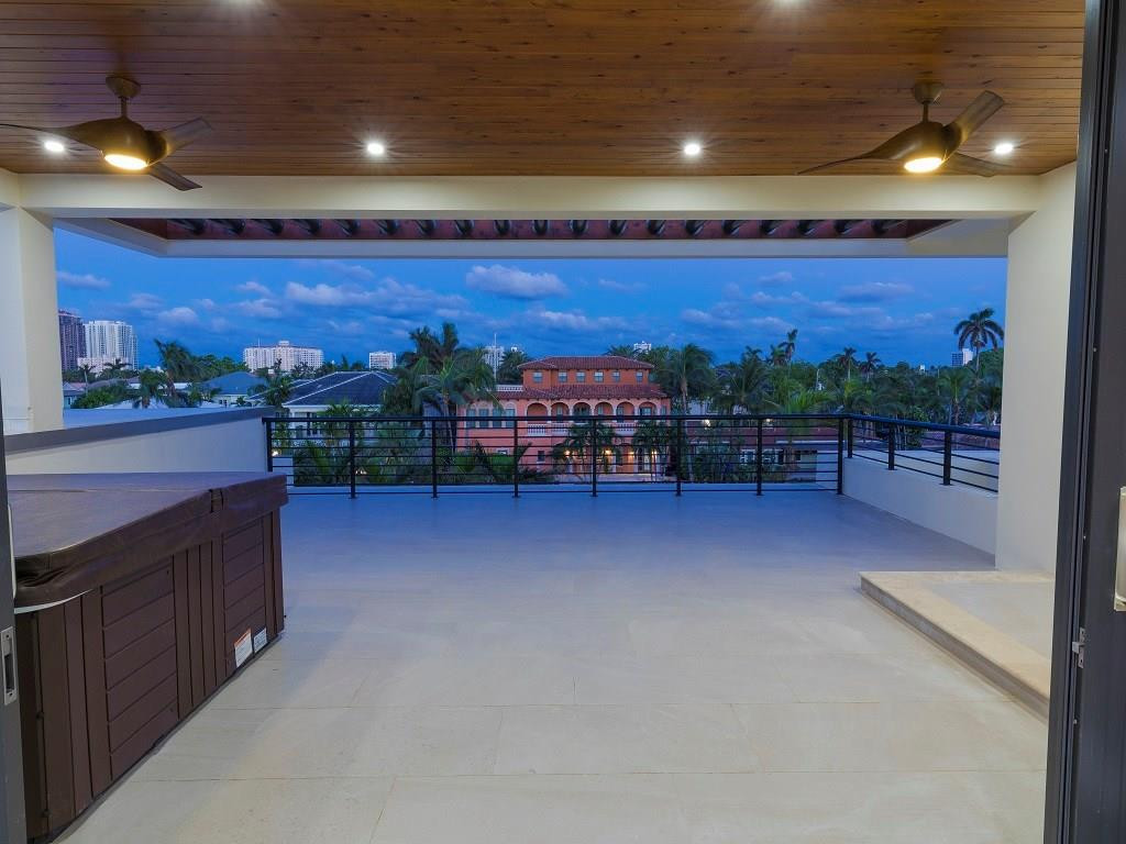 STILLWELL ISLES ISLES OF - Residential