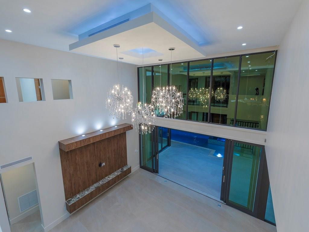 STILLWELL ISLES ISLES OF - Residential