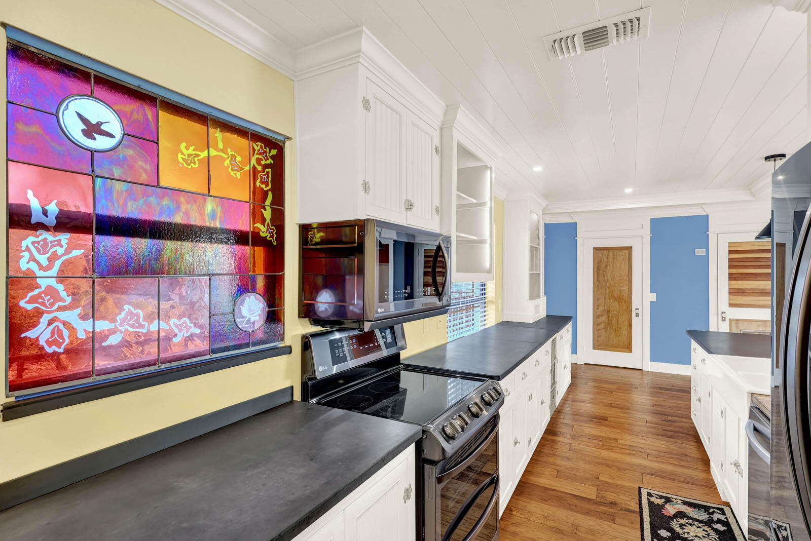 EDGEWATER VILLAS CONDO - Residential