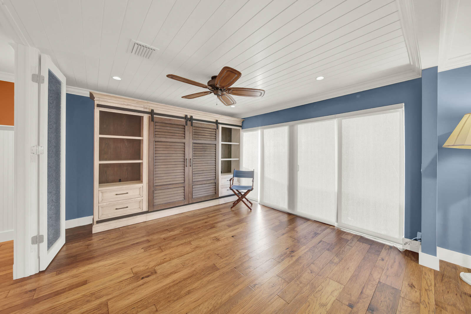 EDGEWATER VILLAS CONDO - Residential