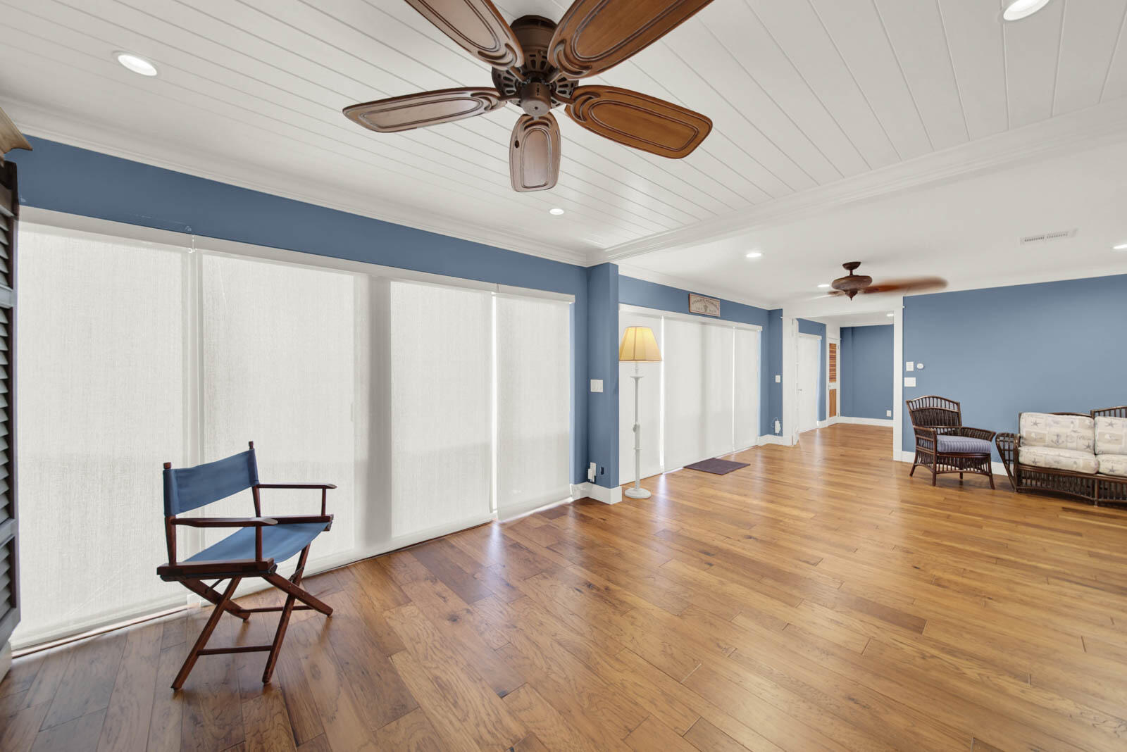 EDGEWATER VILLAS CONDO - Residential