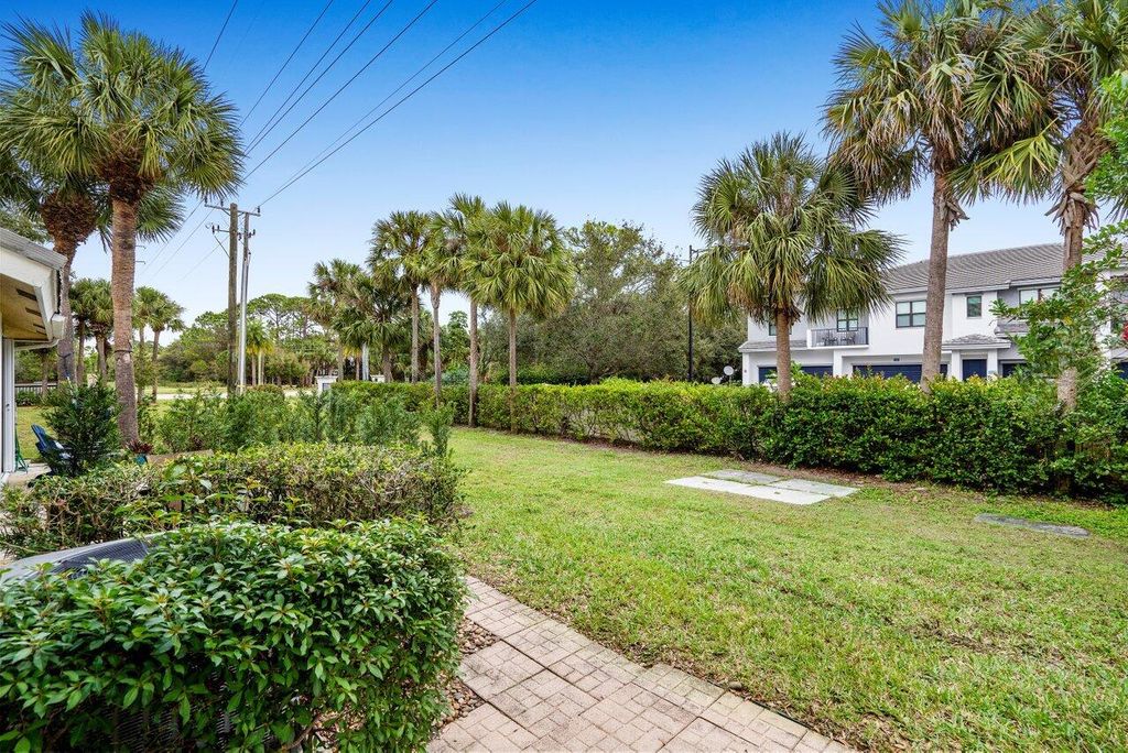 Photo of 12844 Woodmill Drive, Palm Beach Gardens, FL 33418 (MLS # R11078114)