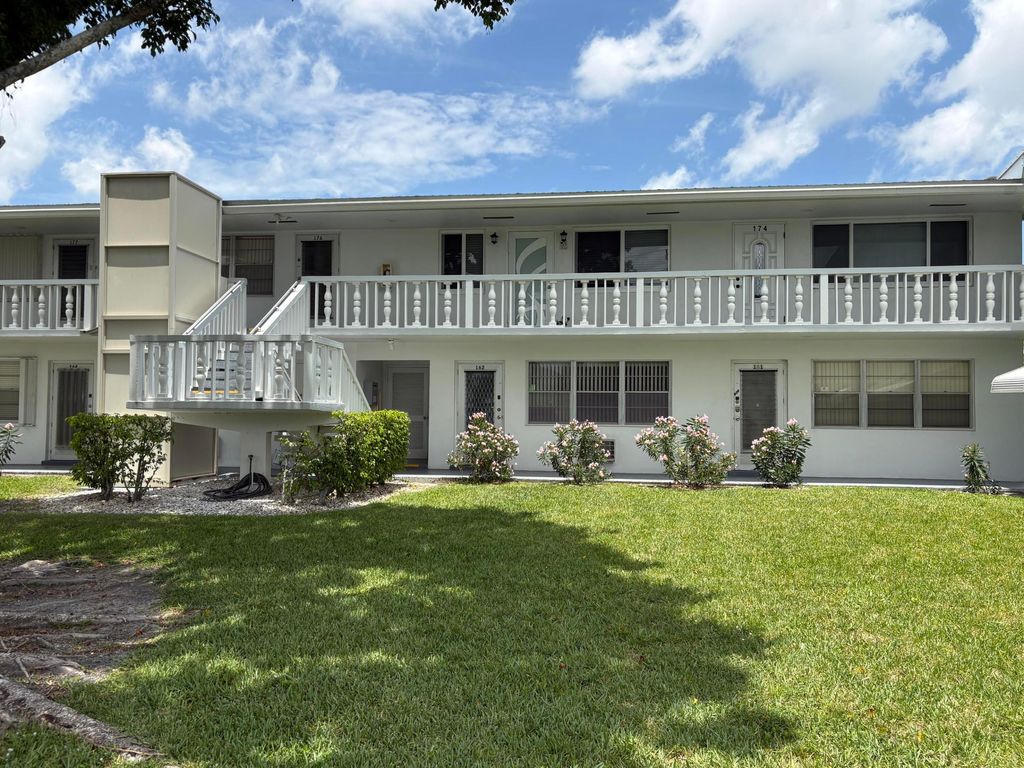 Photo of 175 Bedford #G, West Palm Beach, FL 33417 (MLS # B26030781)