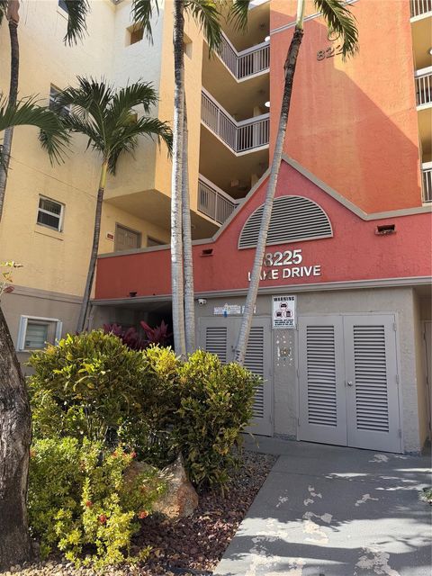 8225 Lake Drive 205 Doral FL 33166