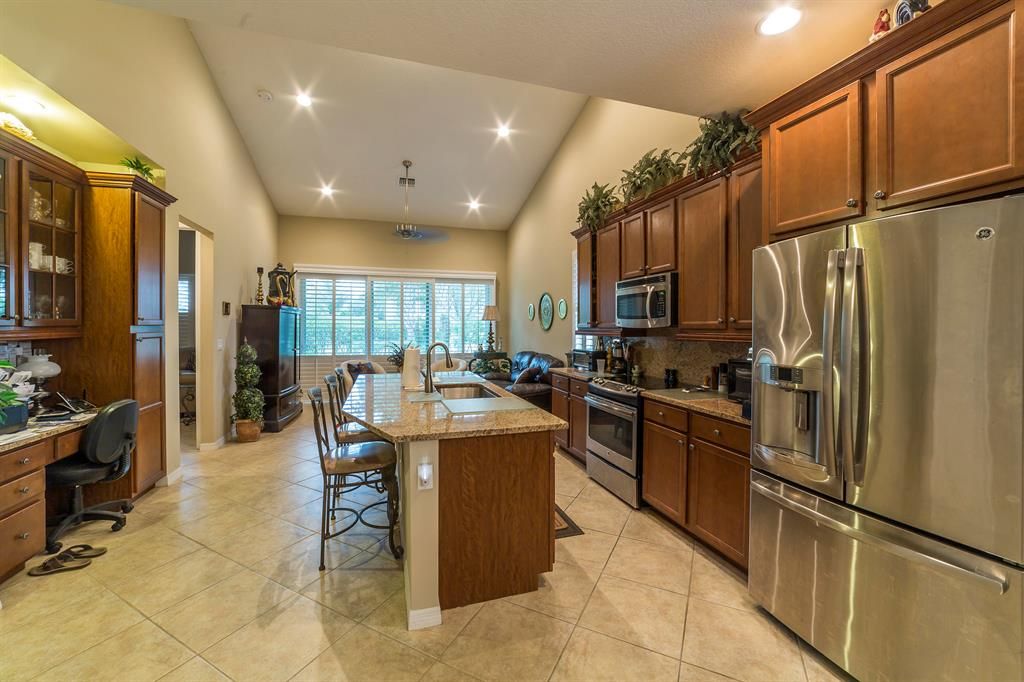 Photo of 4515 Mediterranean Circle Cir, Palm Beach Gardens, FL 33418 (MLS # R10725162)