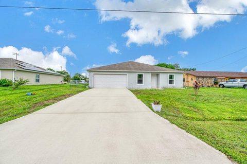 A home in Port St Lucie