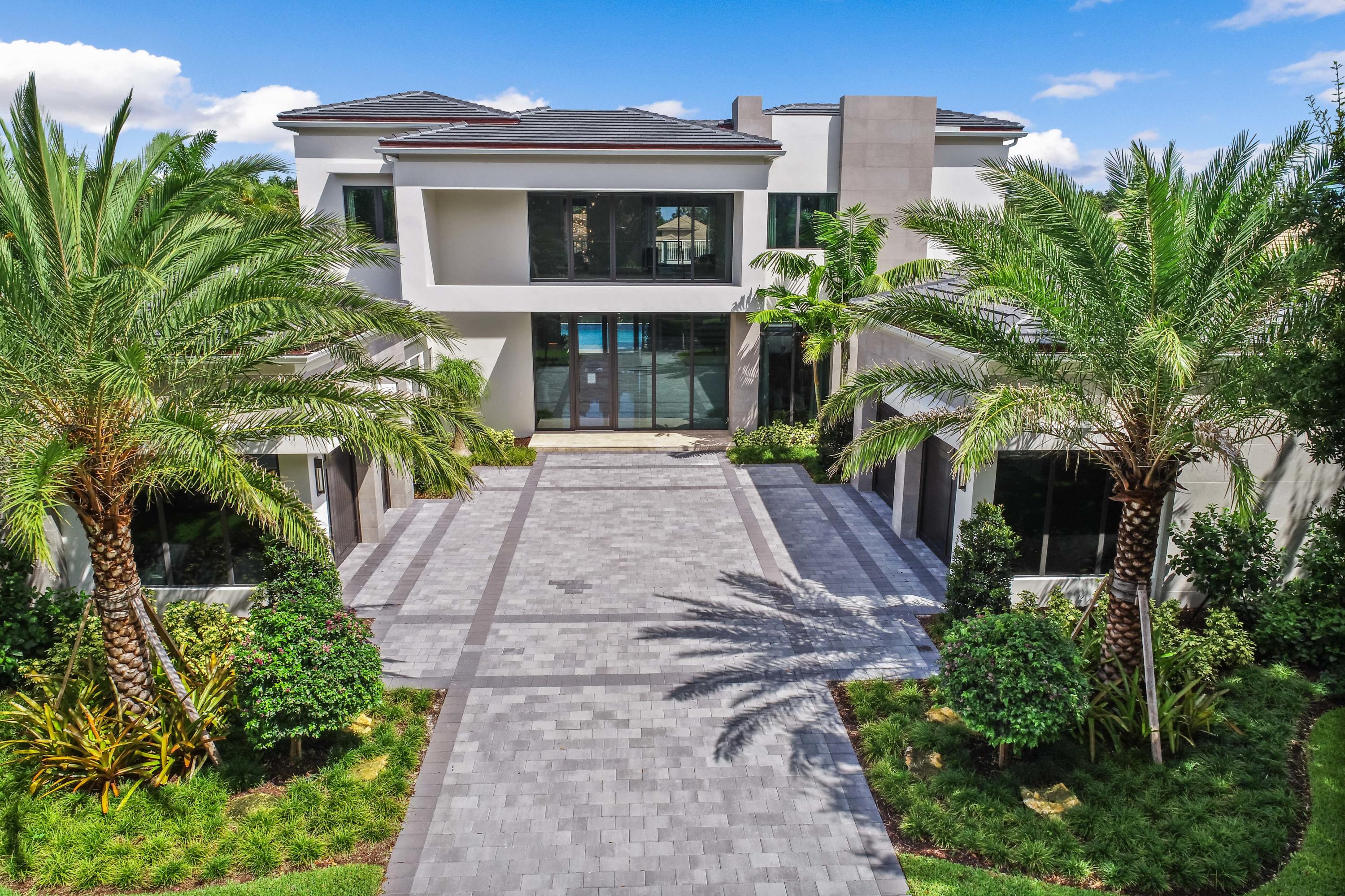 ADMIRALS COVE - Residential