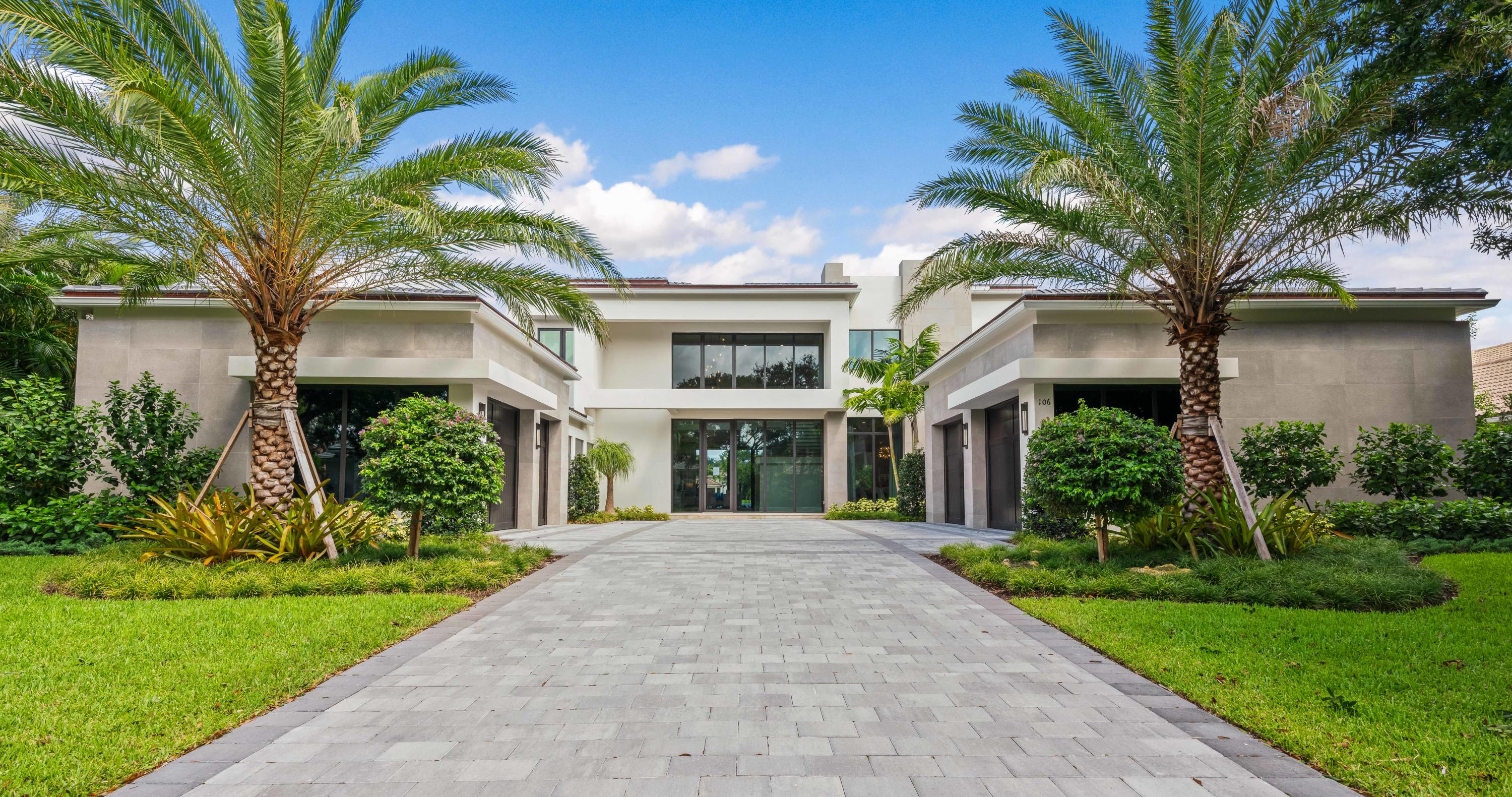 ADMIRALS COVE - Residential