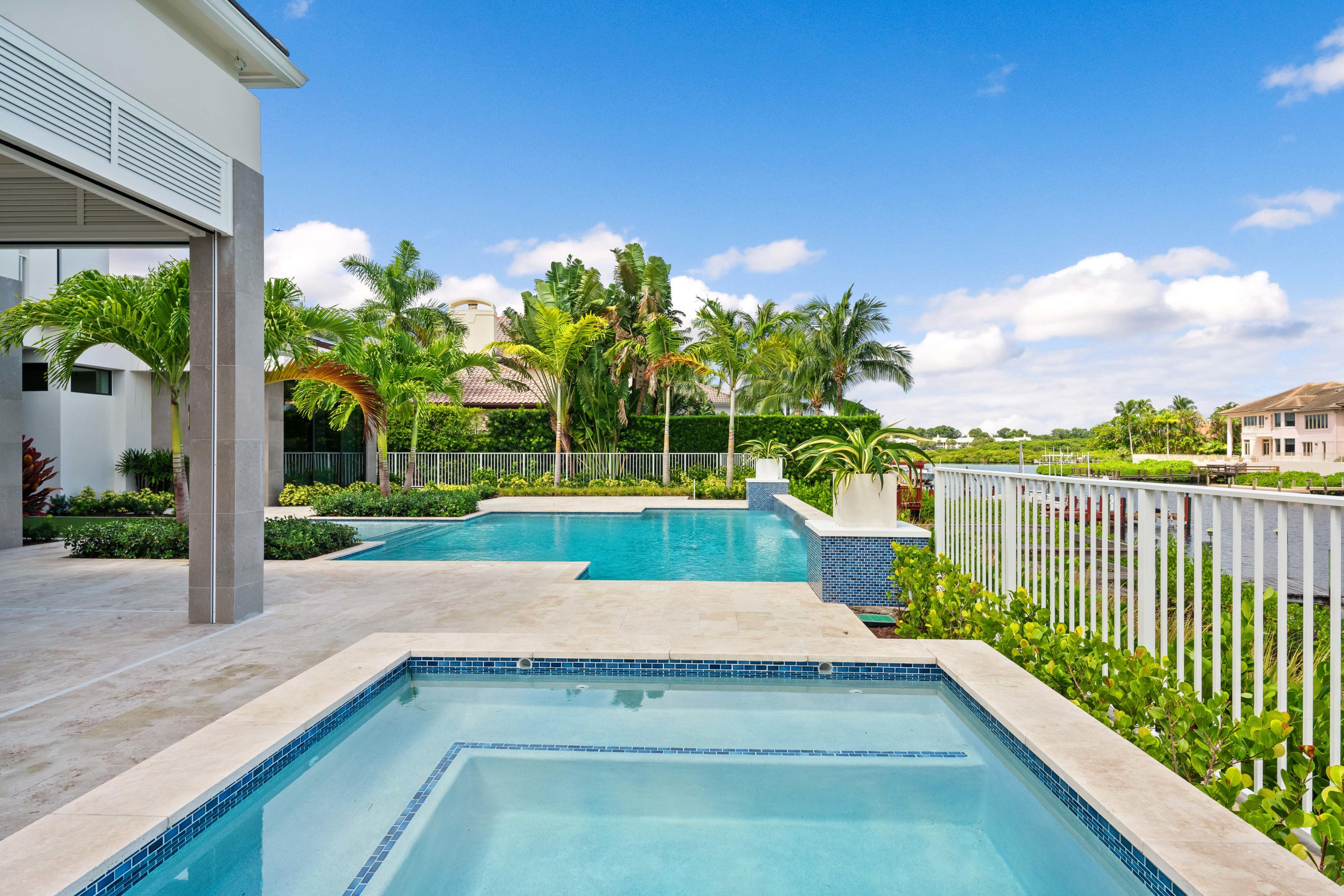 ADMIRALS COVE - Residential