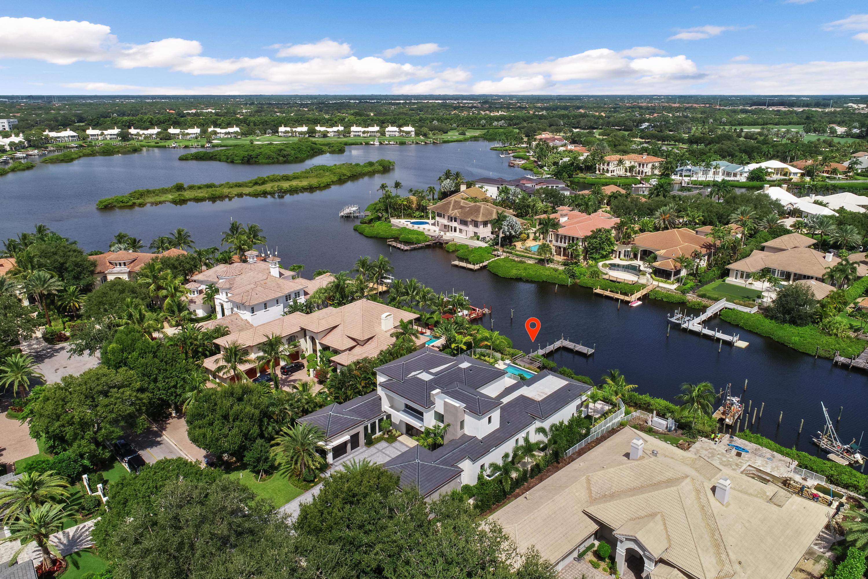 ADMIRALS COVE - Residential