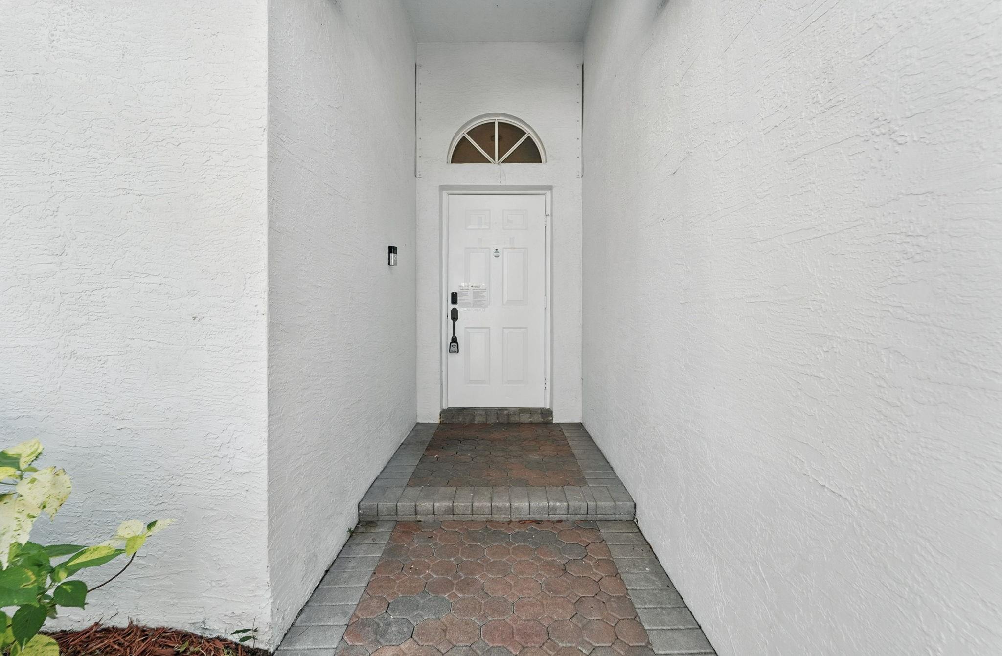5255 NW 117th Ave