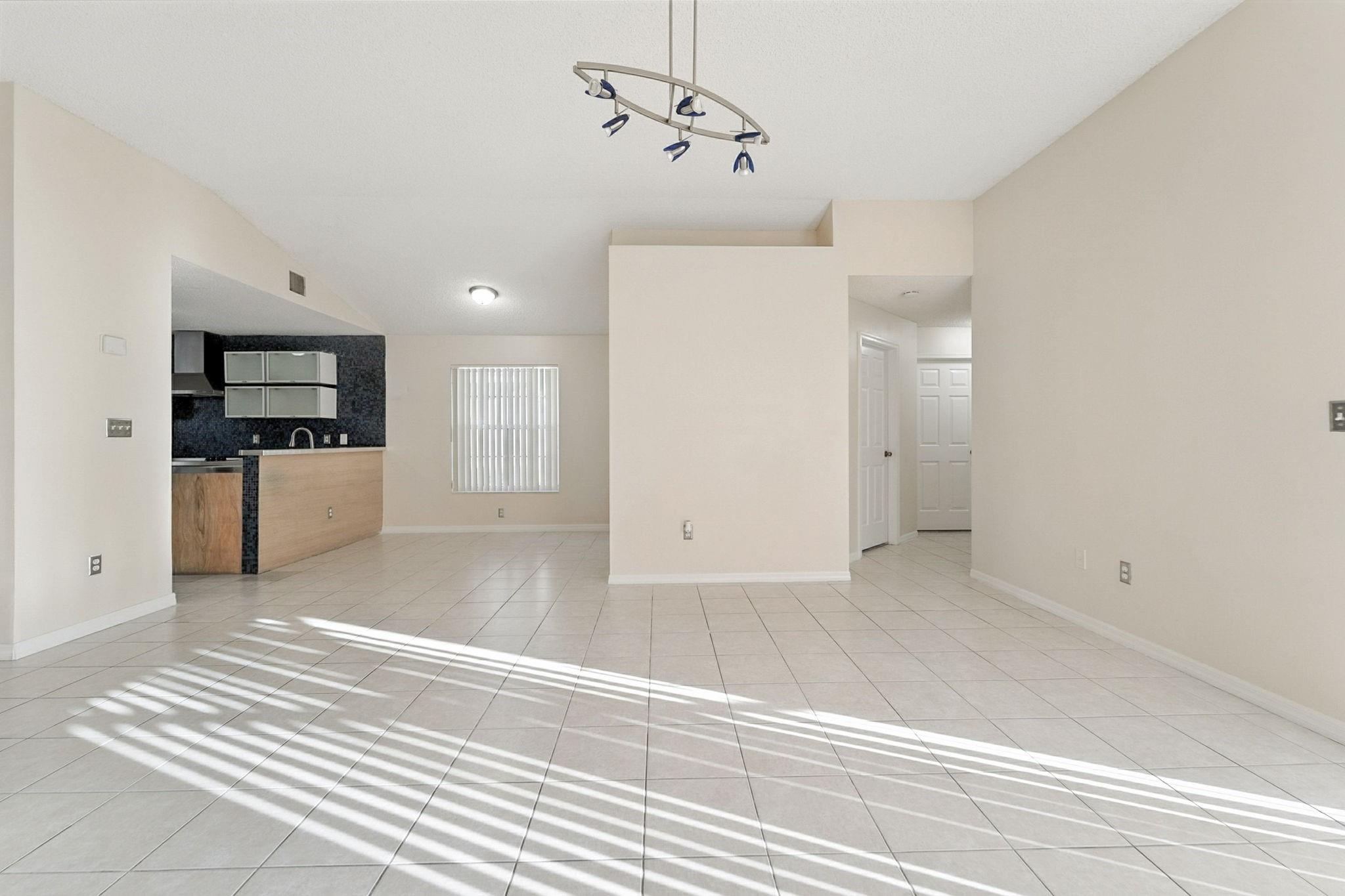 Wyndham Circle 157-9 B - Residential