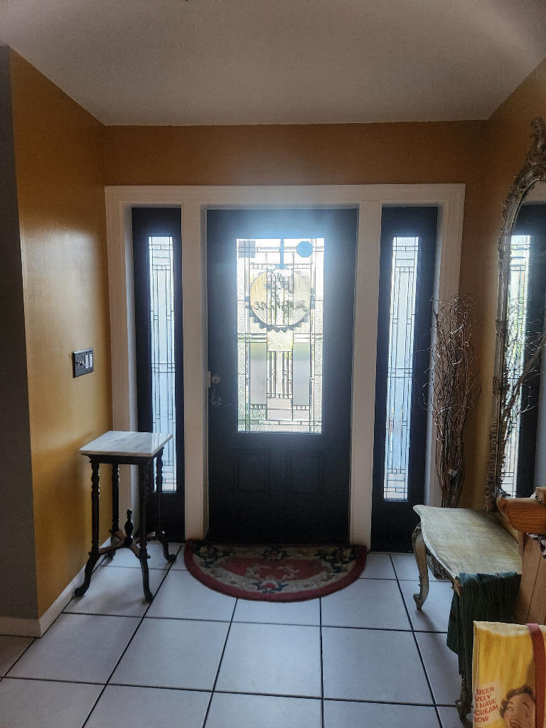 Properties 4387 HAWTHORN Avenue