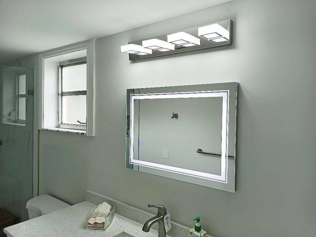 HUNTINGTON LAKES SEC TWO CONDOS - Residential