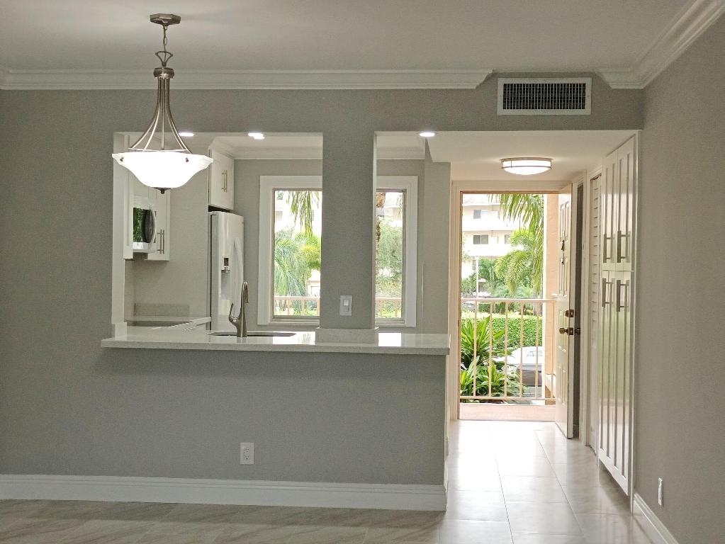 HUNTINGTON LAKES SEC TWO CONDOS - Residential