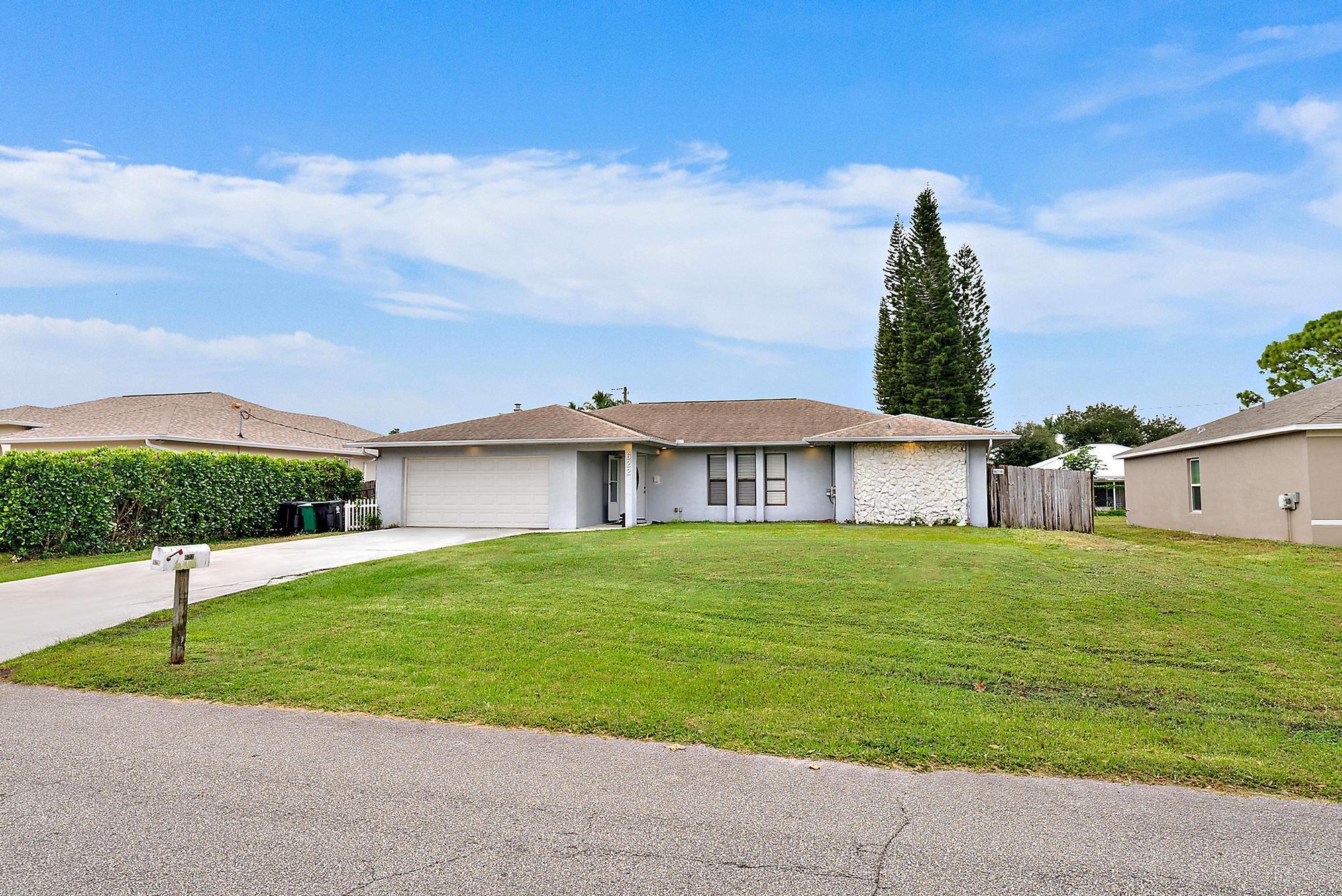 PORT ST LUCIE SECTION 27 - Residential