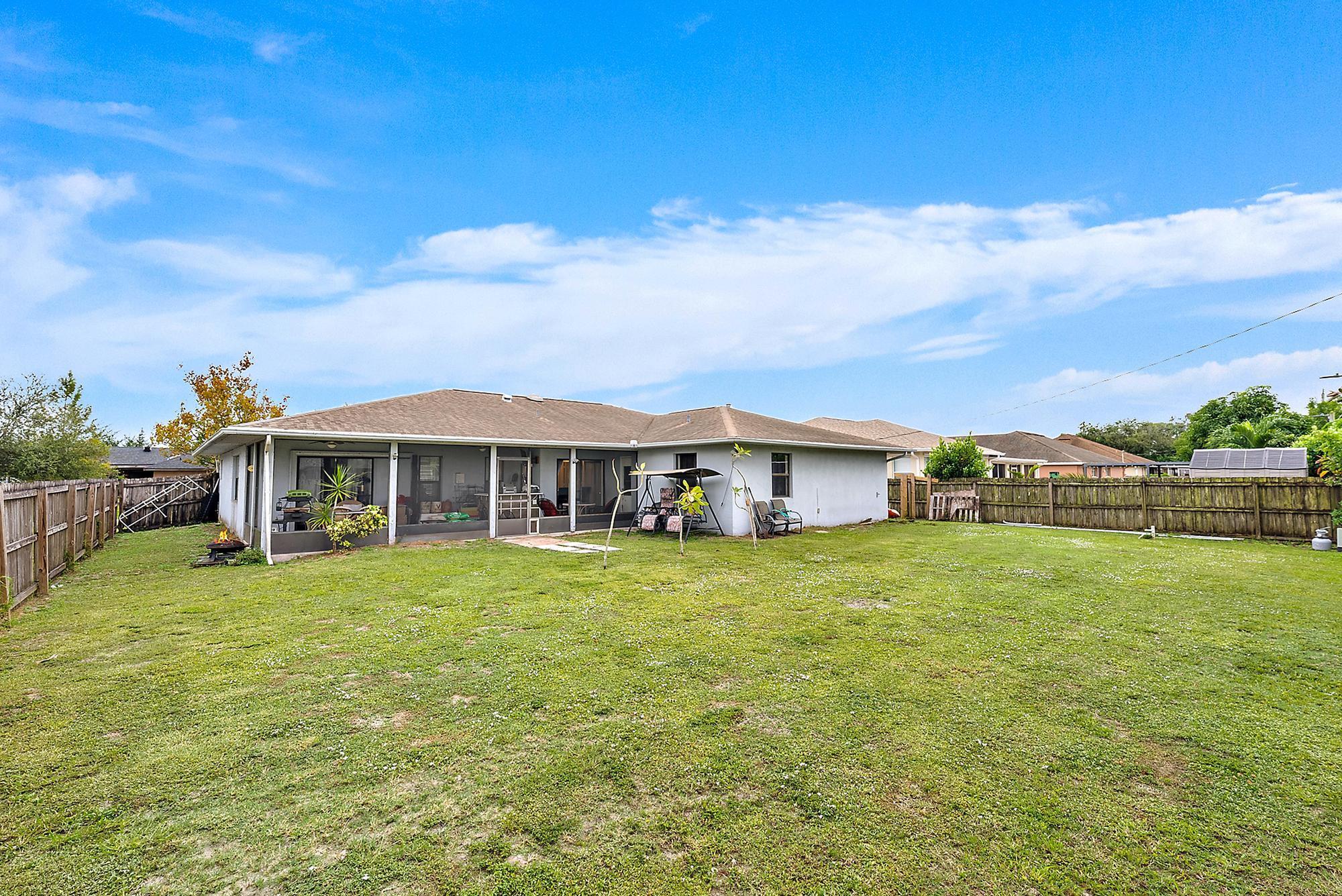 PORT ST LUCIE SECTION 27 - Residential