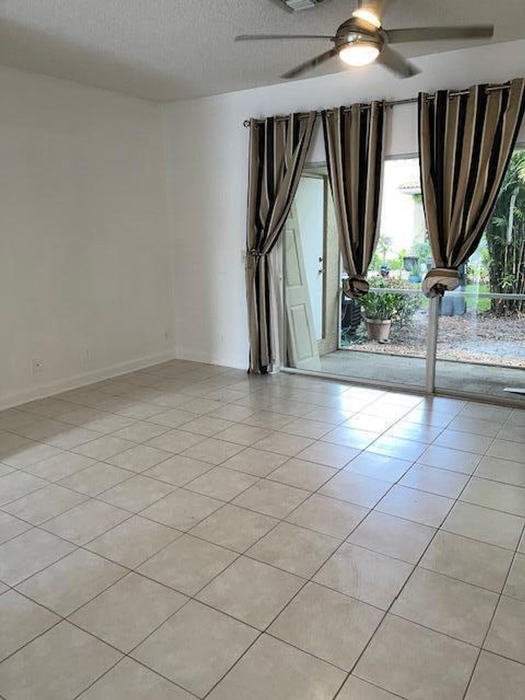 Photo of 6932 Stoney Creek Circle, Lake Worth, FL 33467 (MLS # R10968450)